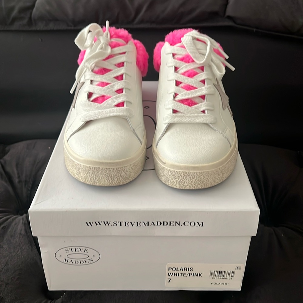 Steve Madden sneakers - Picture 2 of 6
